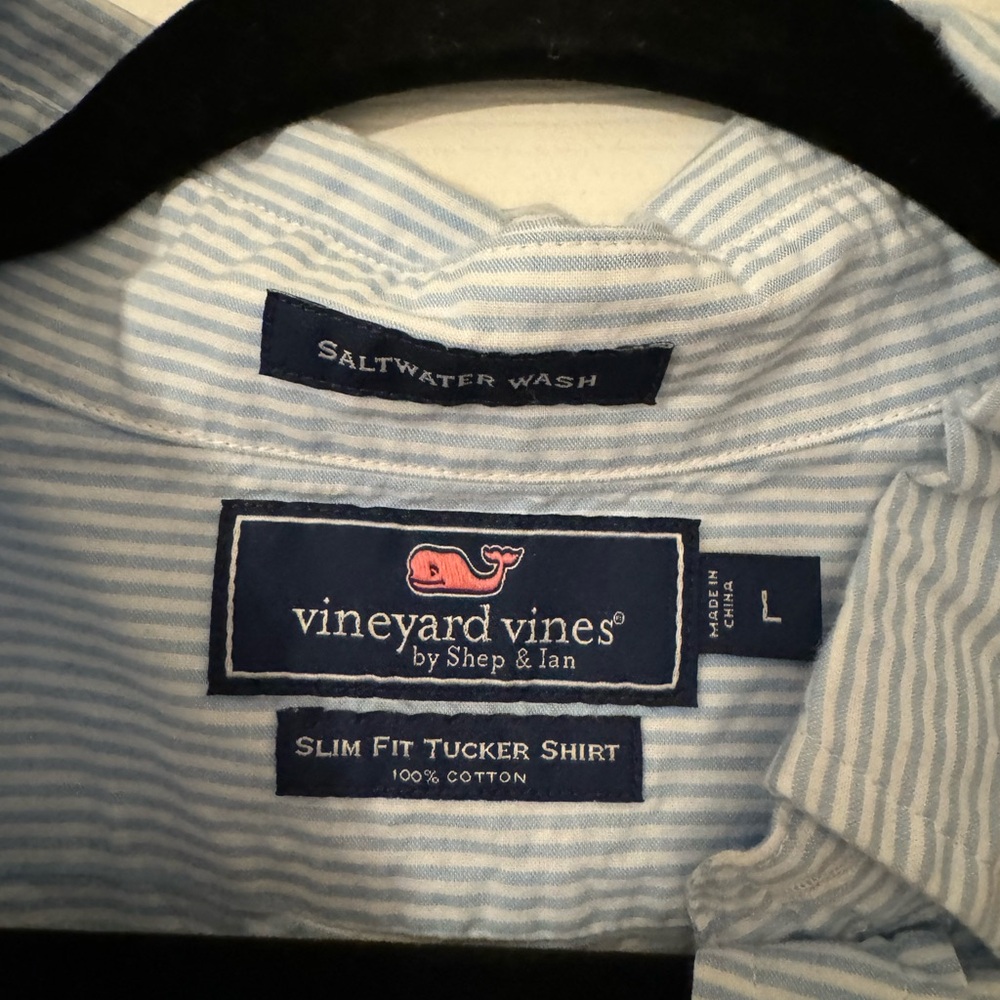 Large Vineyard Vines Blue Button Down